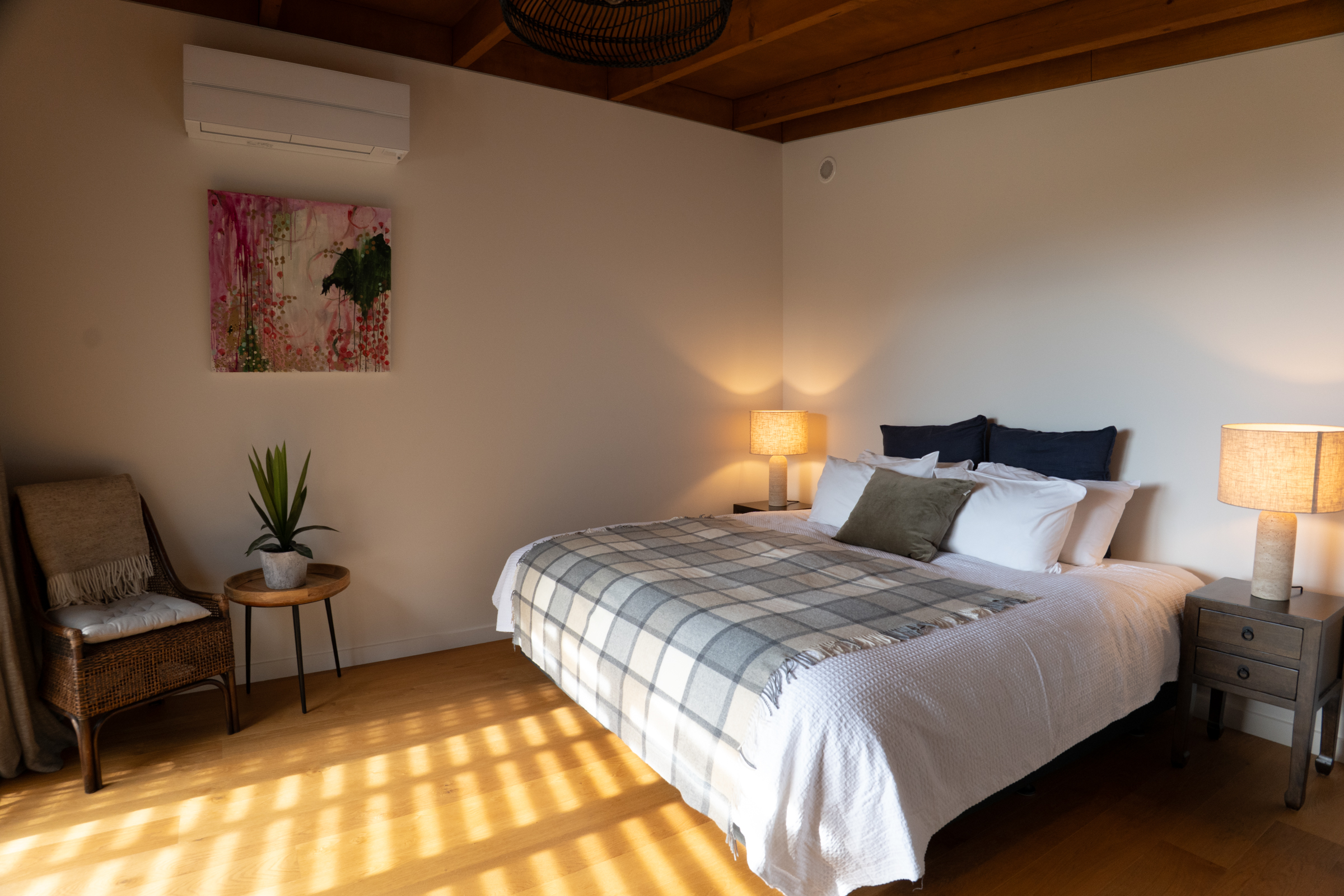 Lake View Room